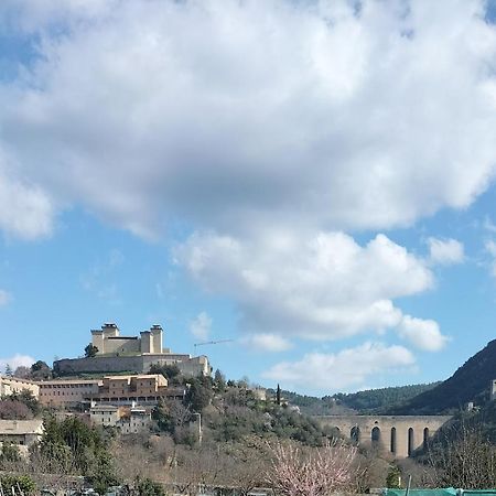 Appartamento Di Via Refini Spoleto Exterior foto